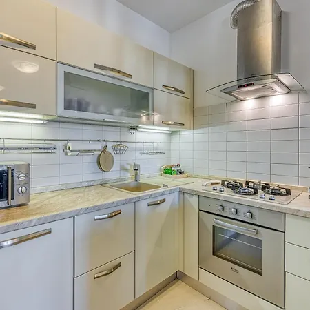 Apartmán Dea - Three Bedroom Pula